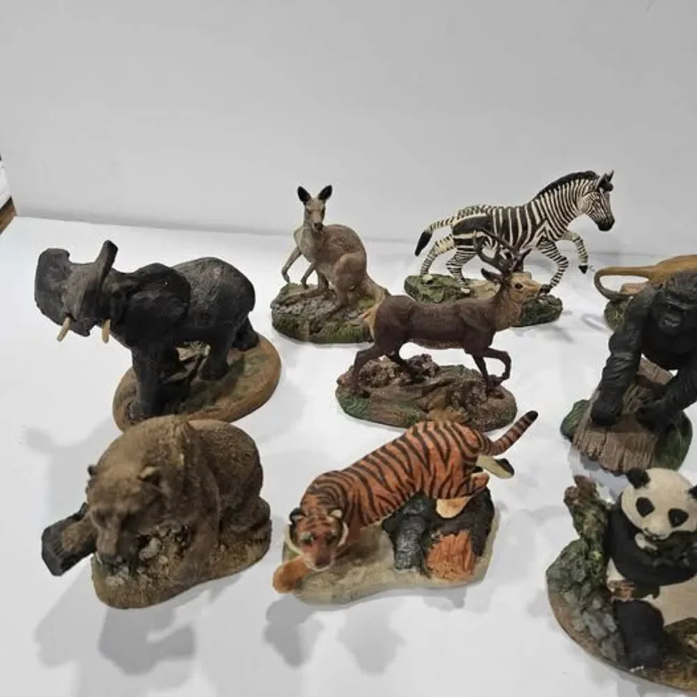 Wildlife preservation trust international Animal Figurines Collection